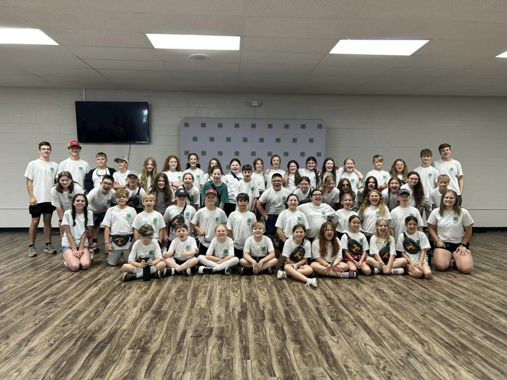 Group picture of 4-H campers
